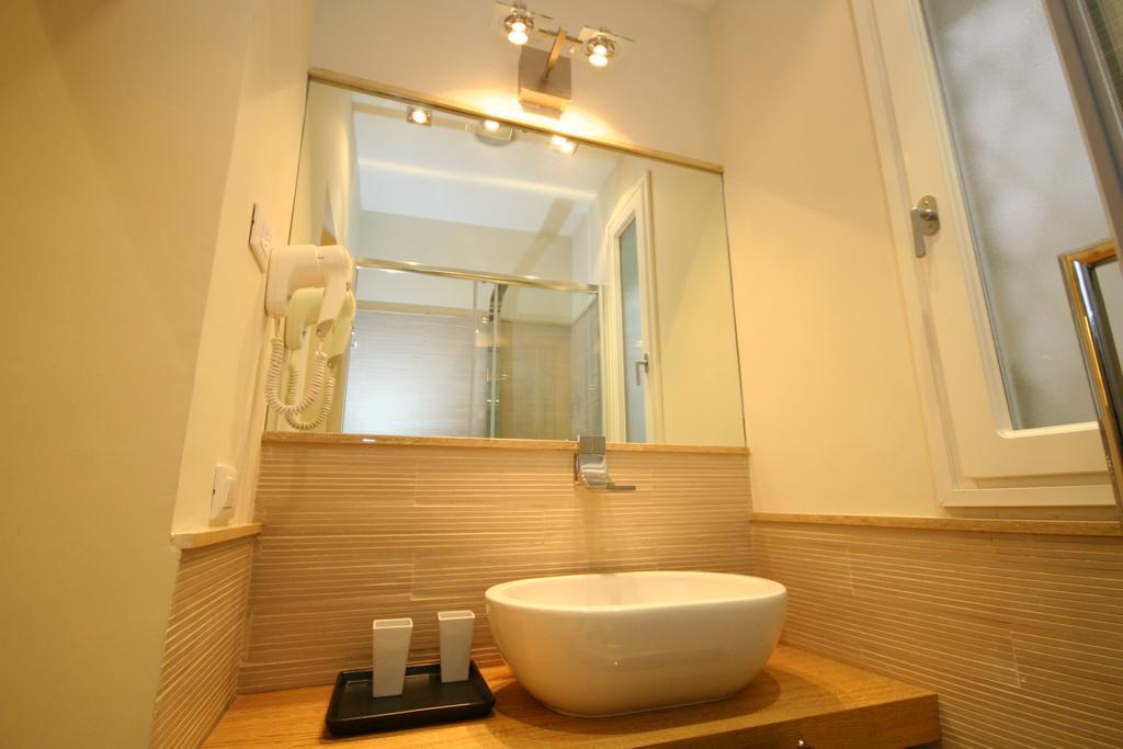 Campo Dei Fiori Modern Apartment With Terrace ローマ エクステリア 写真